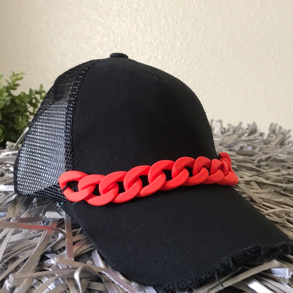 Steven Madden Women’s Cap